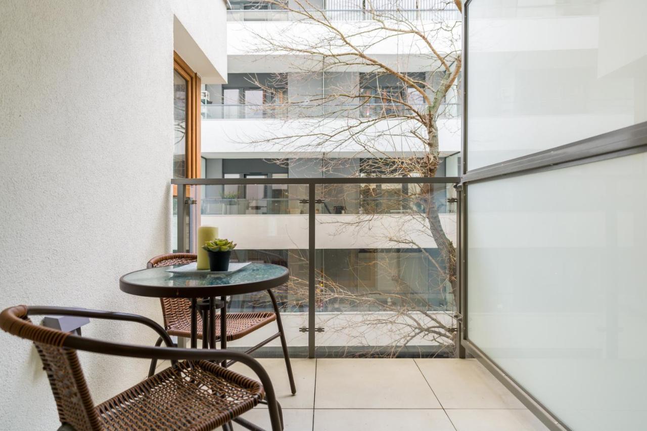 Villa Venecja Apartment Chwaliszewo With Free Garage City Center By Noclegi Renters Poznan Ngoại thất bức ảnh