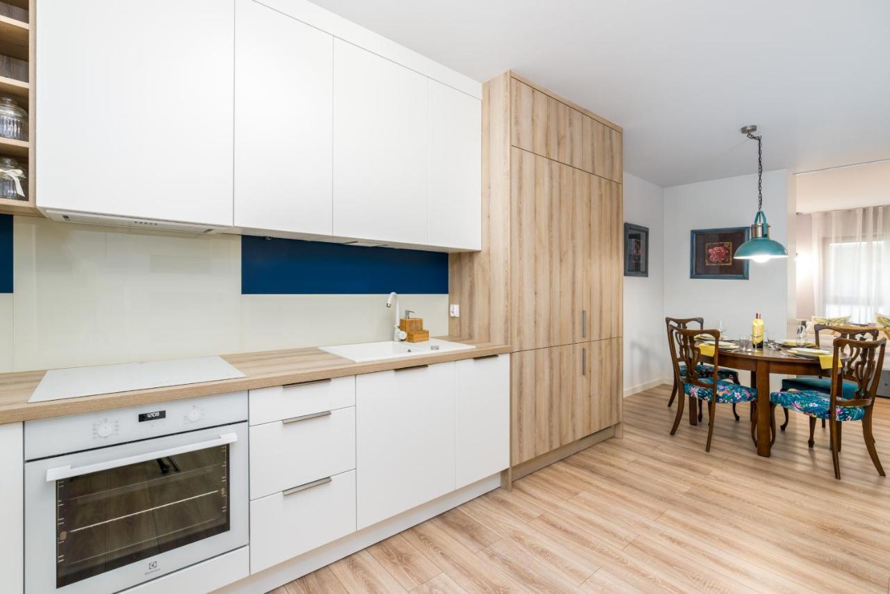 Villa Venecja Apartment Chwaliszewo With Free Garage City Center By Noclegi Renters Poznan Ngoại thất bức ảnh